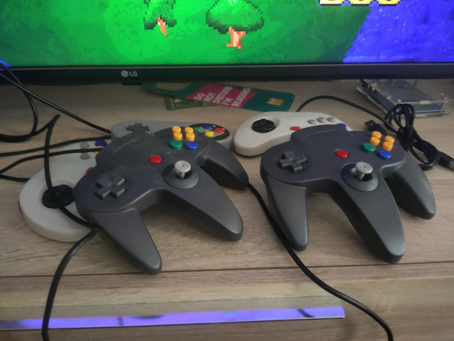 Hp Desktop com batocera retro gaming .