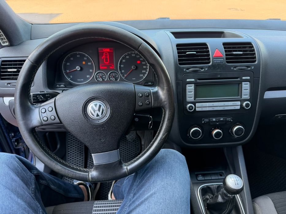 Volkswagen Golf 2008 рік