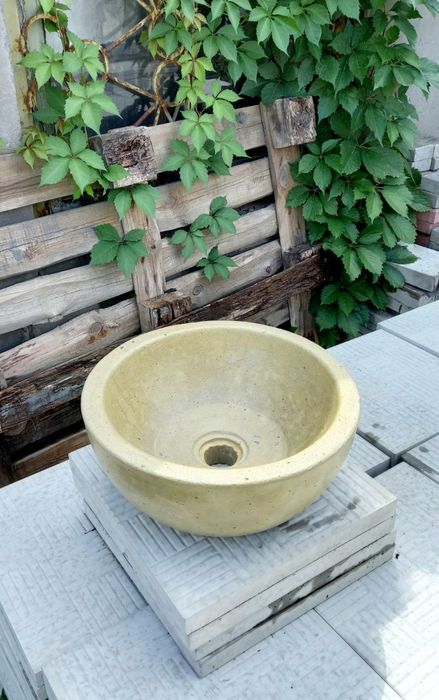 З бетону,  лофт , хайтек