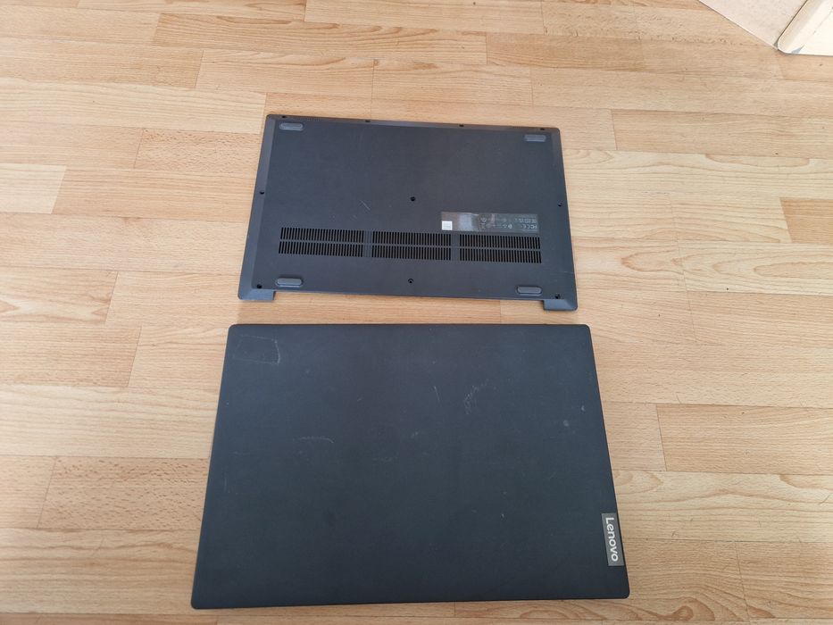 Вмикається На запчастини або під ремонт Lenovo v15-iil model82c5 ddr4 intel i5 10th gen