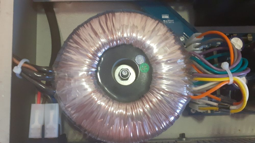 Wzmacniacz  CLOUD CXV 225