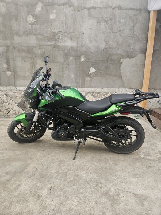 Bajaj dominar 400