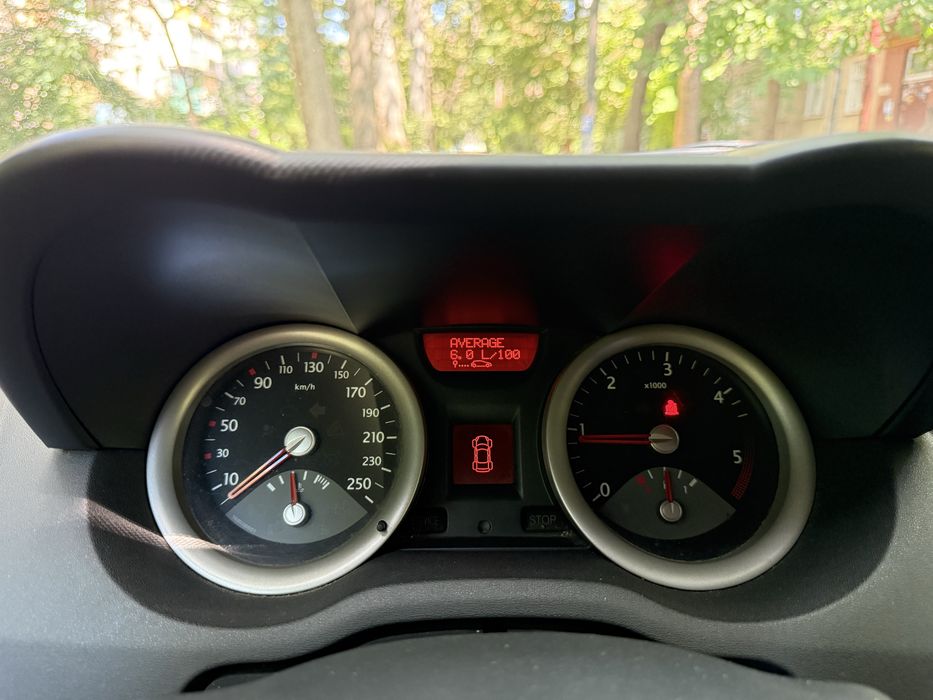 Рено Меган 1.5 дизель