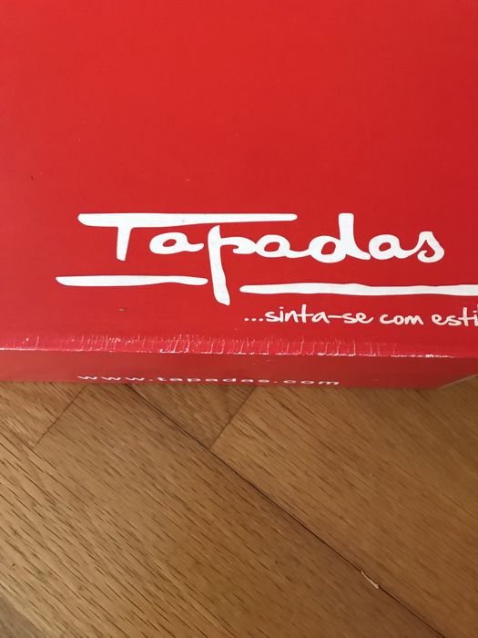 Sandálias camel marca Tapadas
