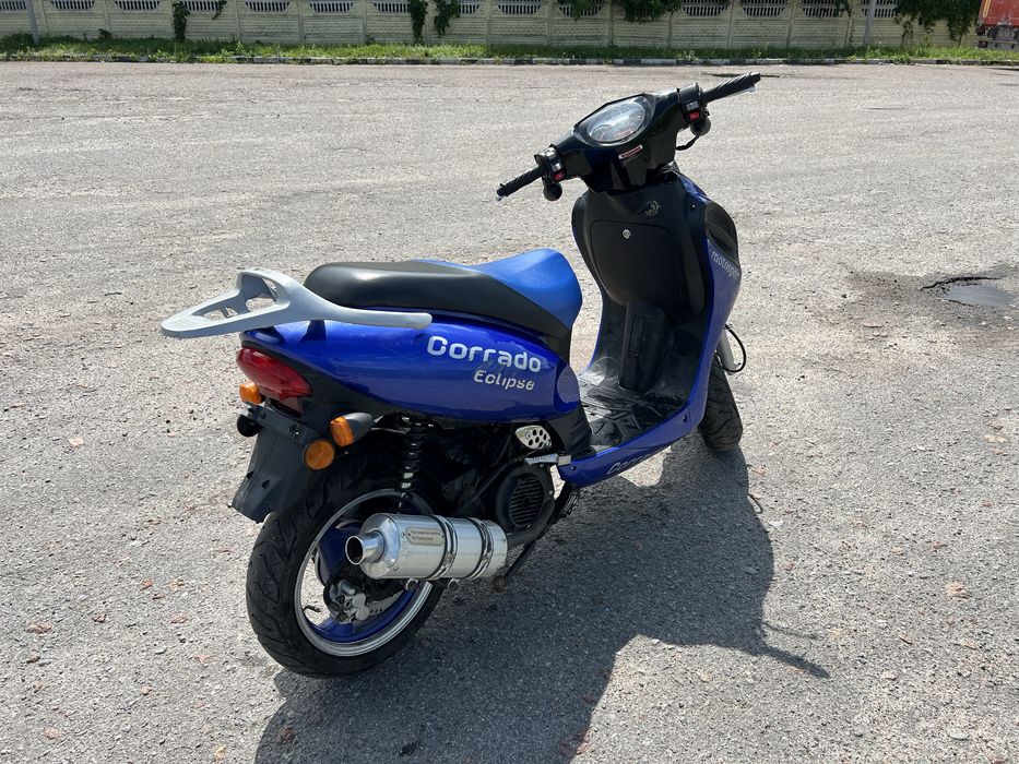 Продам майже новий скутер
