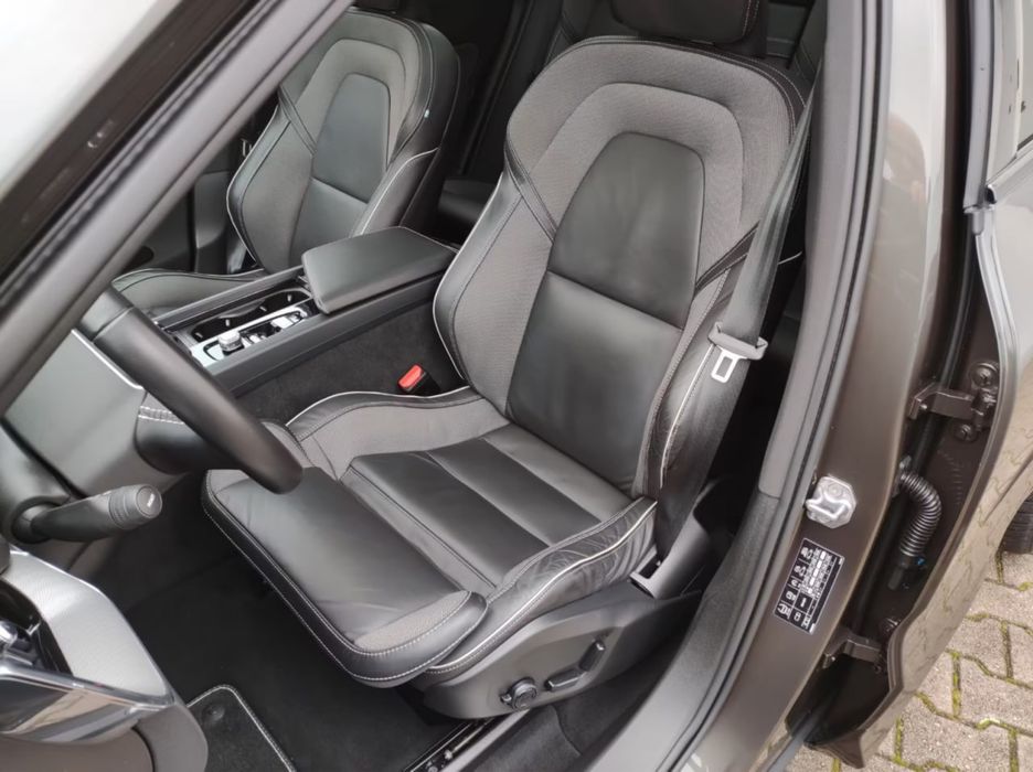 Volvo XC60 R Design AWD