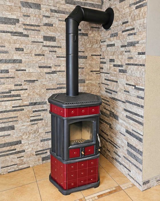 Piec kominkowy koza Lincar Monellina 176N 8 kW – kaflowy, bardzo dobry stan
