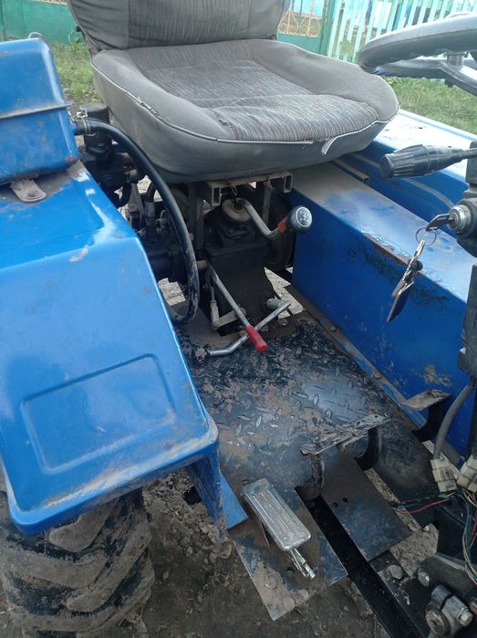 Трактор Булат 18