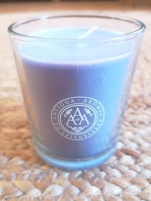 Lavender Scented Candle424021300767641601