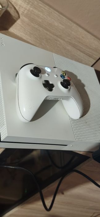 Sprzedam konsole Xbox one