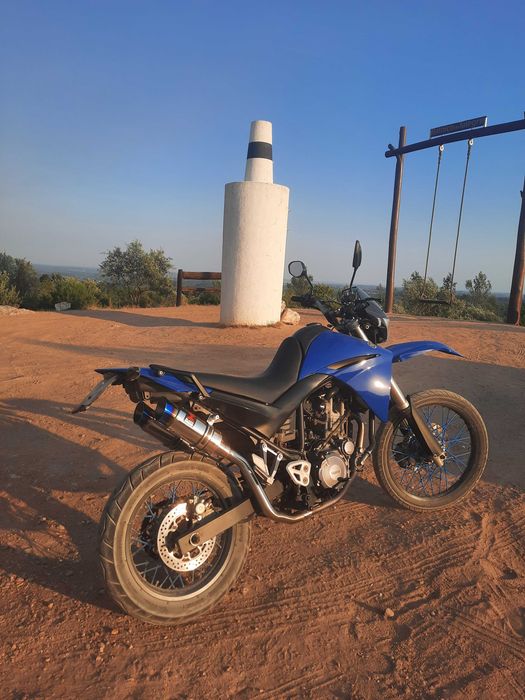 Yamaha XT 660R – Bom estado – Com escape desportivo e original