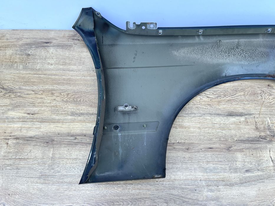 Крило переднє ліве BMW E39 1996-2003 БМВ Е39