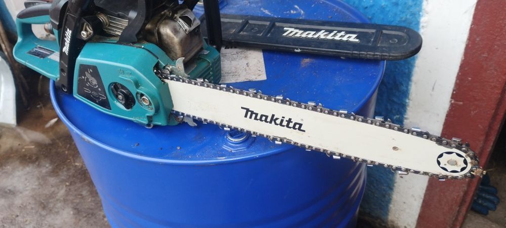 Makita EA3203S, бензопила Макіта