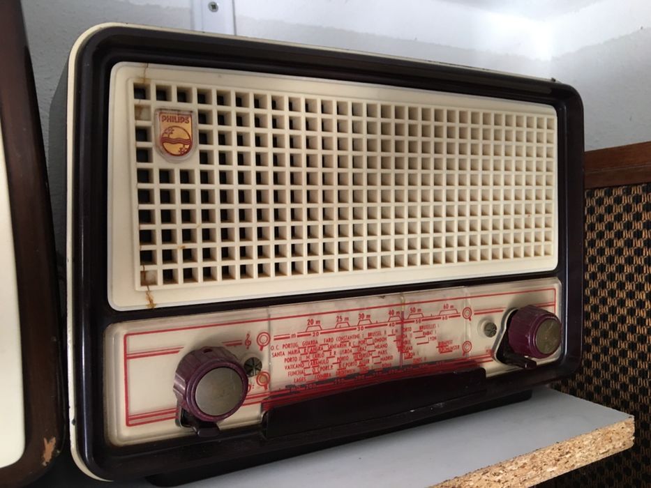 Rádios antigos para decoração Mirandela • OLX Portugal