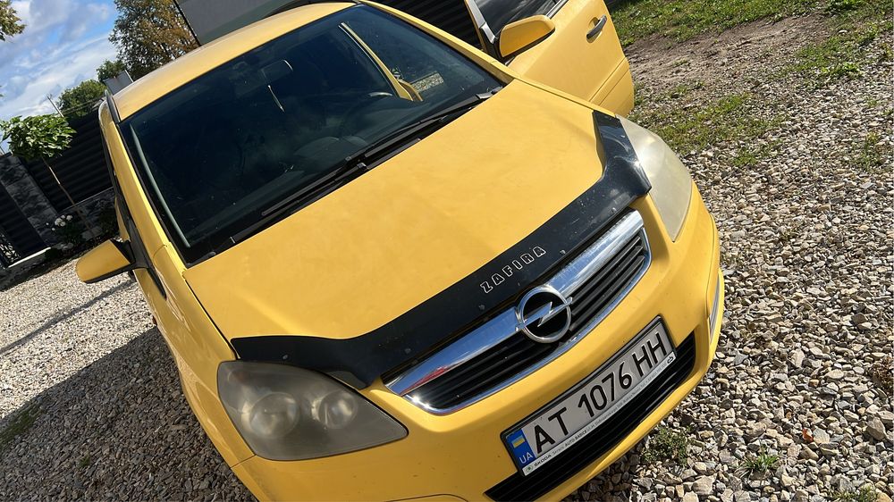 Opel Zafira B 1.9 CDTI