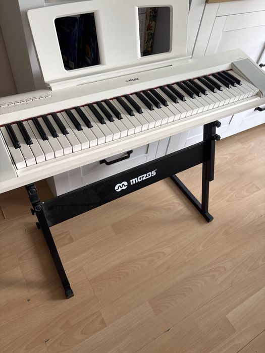 Yamaha NP-15WH Cyfrowe pianino Piagerro+stelarz