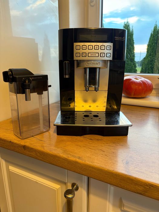 ekspres do kawy DeLonghi