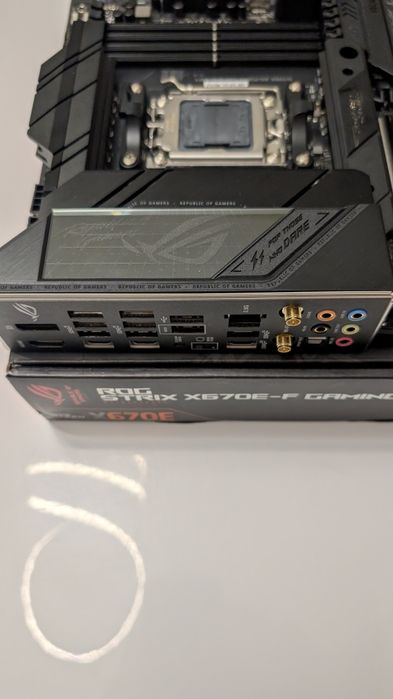 Płyta główna Asus Rog Strix X670E-F Gaming Wifi
