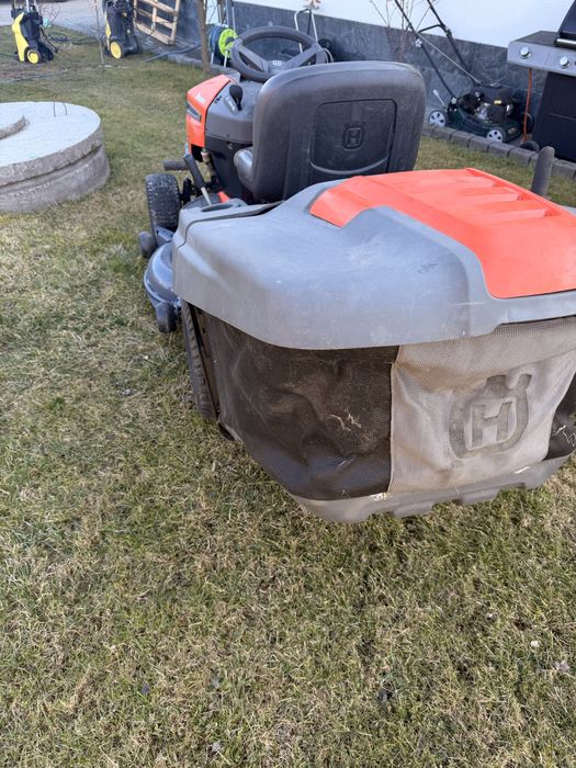 Traktorek kosiarka husgvarna cth194