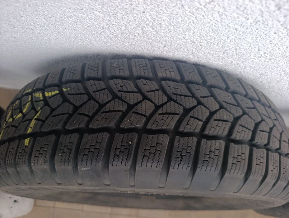 Opony 4 x 185/70/14Firestine Winter Hawk 3 zimowe