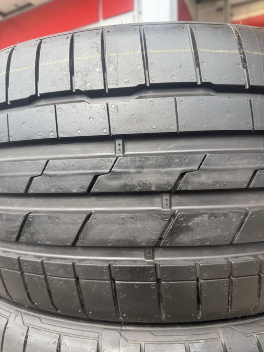 Шини літні 235/35/19 Hankook S1 EVO3 K127 235/35r19 пара
