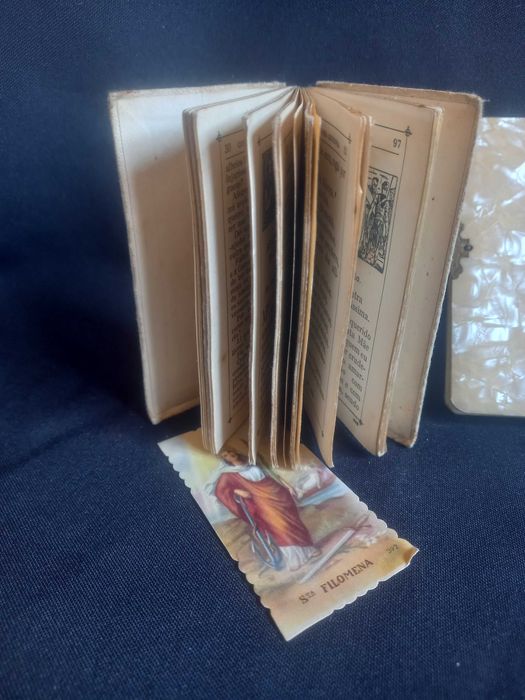 Lote artigos religiosos anos 50