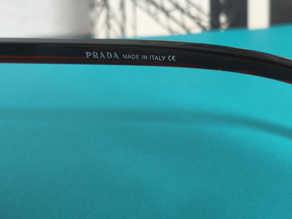 óculos de sol Prada