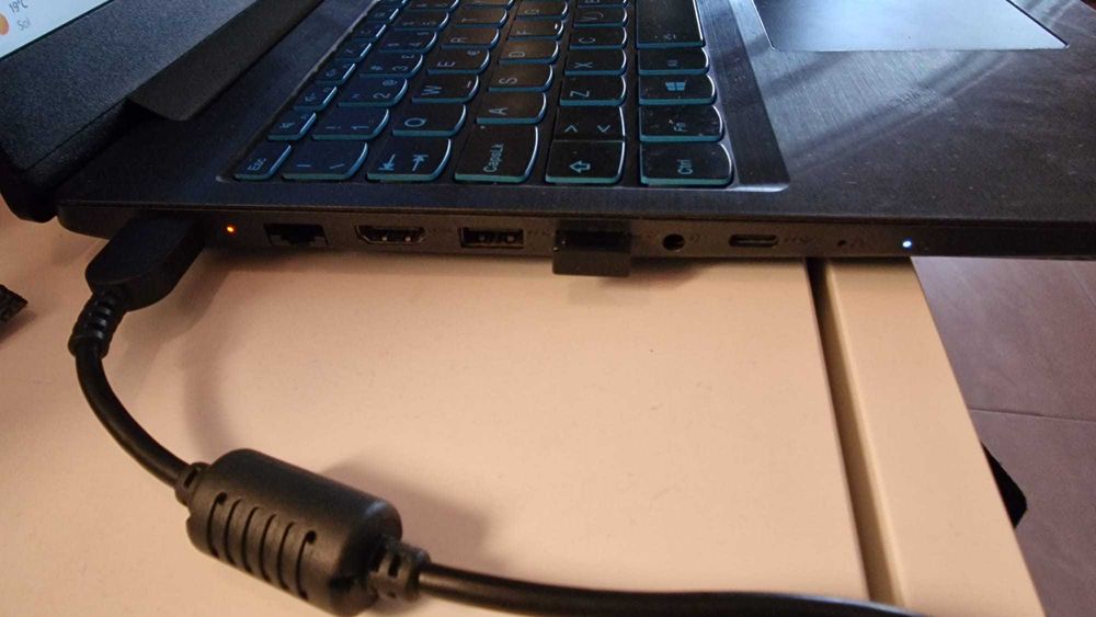 Portatil Assus em muito bom estado