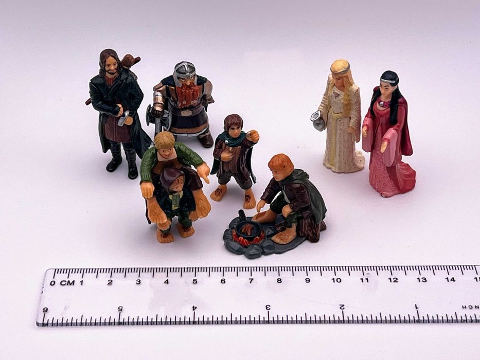 Senhor dos Anéis (Oito Figuras) Kinder Surpresa (Ferrero 2001)