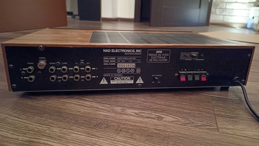Wzmacniacz NAD 3220 PE