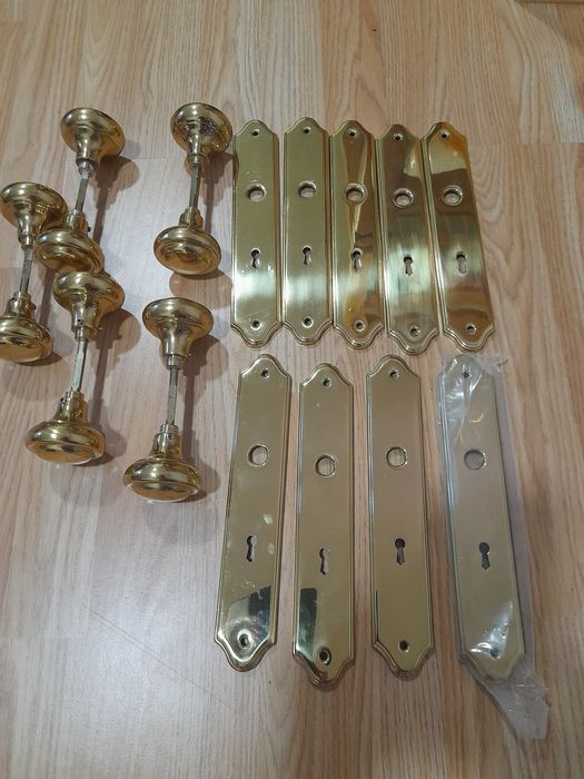 5 puxadores latão amarelo