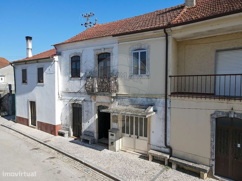Moradia T3 para venda — Degracias E Pombalinho, Coimbra