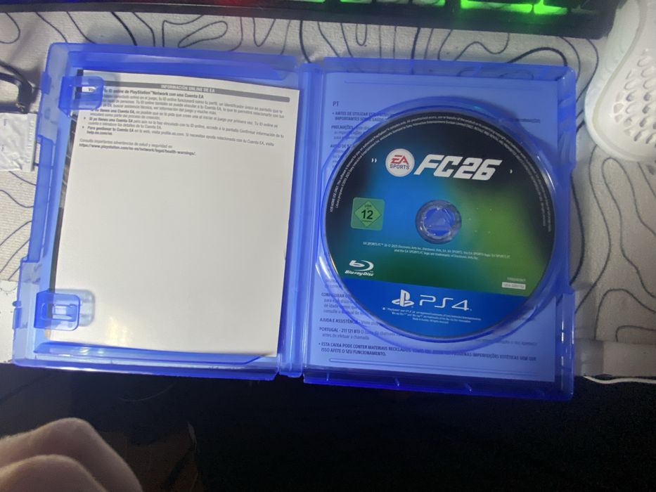 Ps4 pro+comando+fc26