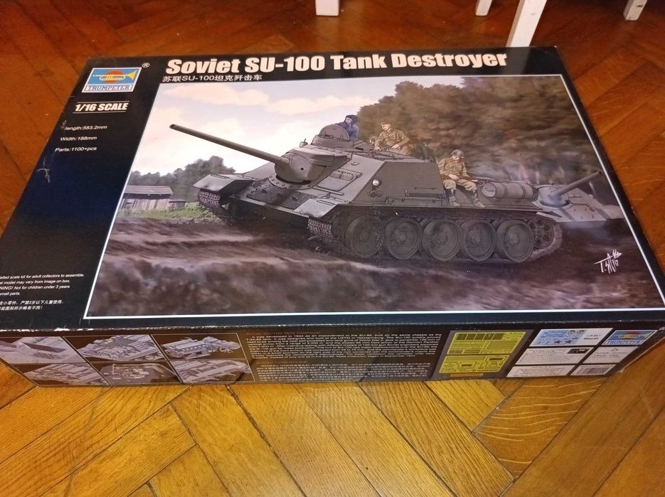 Model Trumpeter 00915 SU-100 SPG 1:16