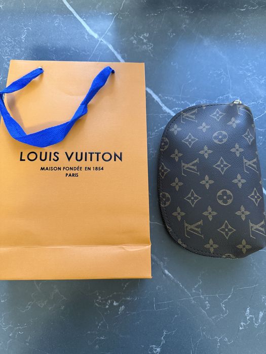 Косметичка Louiss Vuitton
