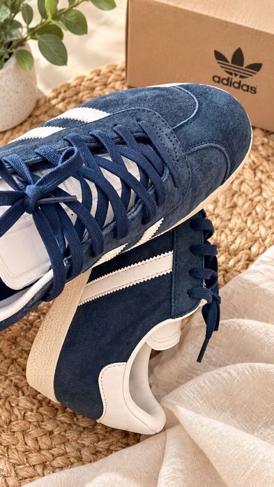 Ténis Gazelle Adidas originais 44