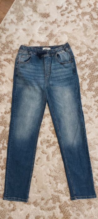 Джинси на підлітка Reserved