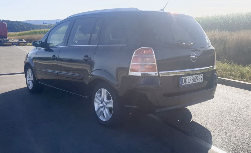 Opel Zafira B Diesel Automat 150km
