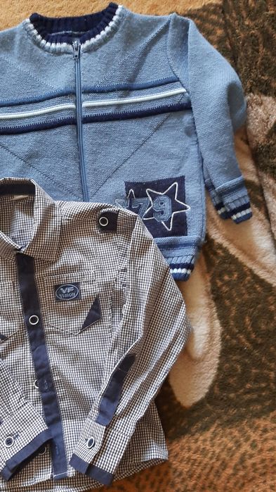 Elegancka koszula i sweter chłopięcy