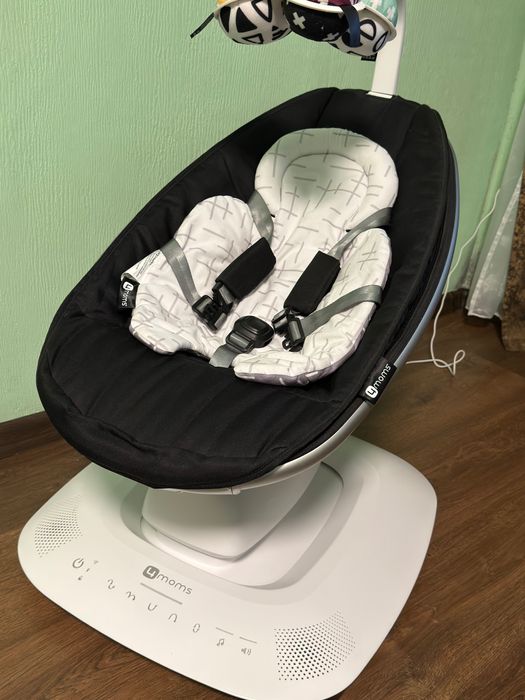 крісло-гойдалка 4moms mamaRoo 5.0