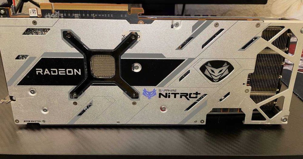 Sapphire Radeon RX 6800 XT Nitro+