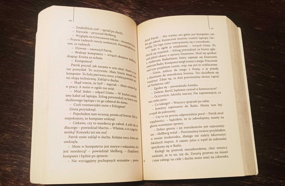 Latarnik Camilla Lackberg