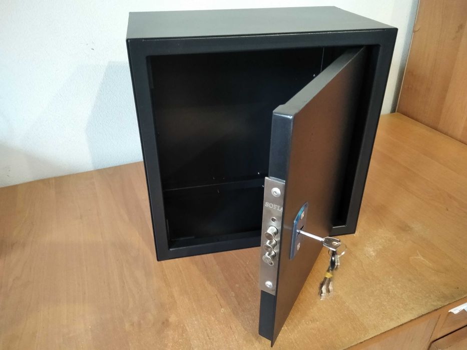 сейф для документів та зброї 35*35*20см + полка  доставка 120 грн