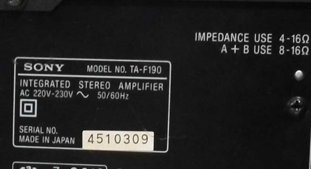SONY F190 Japan wzmacniacz