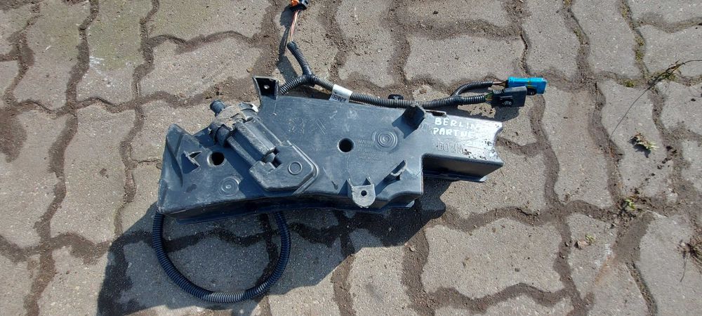 CITROEN BERLINGO Peugeot Partner 2016r. zbiornik AdBlue