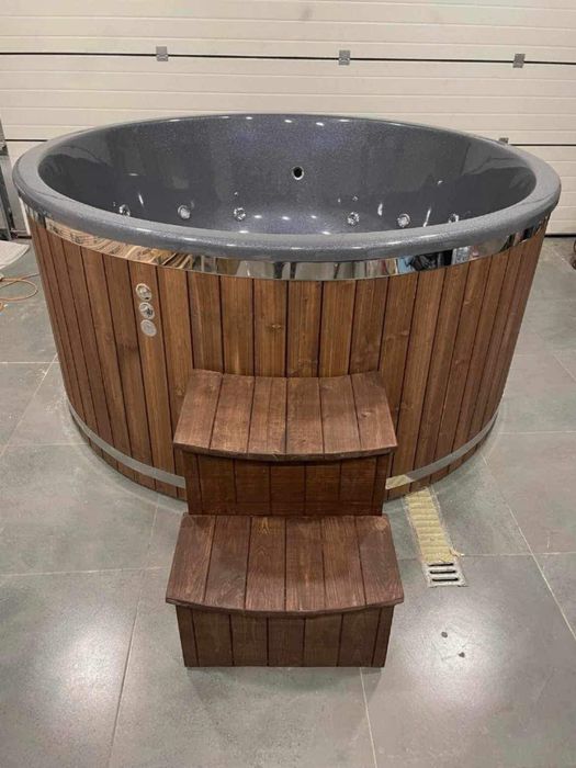 Balia ogrodowa z hydromasażem