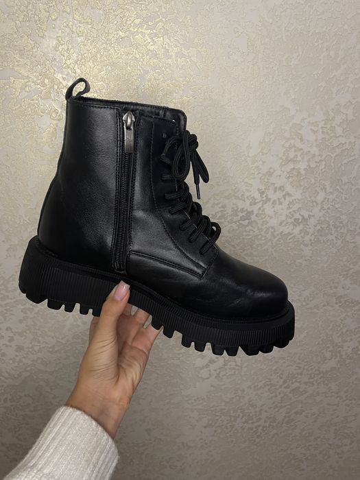 Ботинки жіночі, 40 розміру