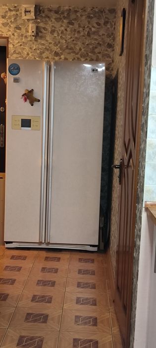 Продам холодильник Side by Side холодильник LG GR B207 WVQA