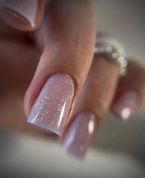 Нарощування нігтів корекція гель-лак манікюр педикюр