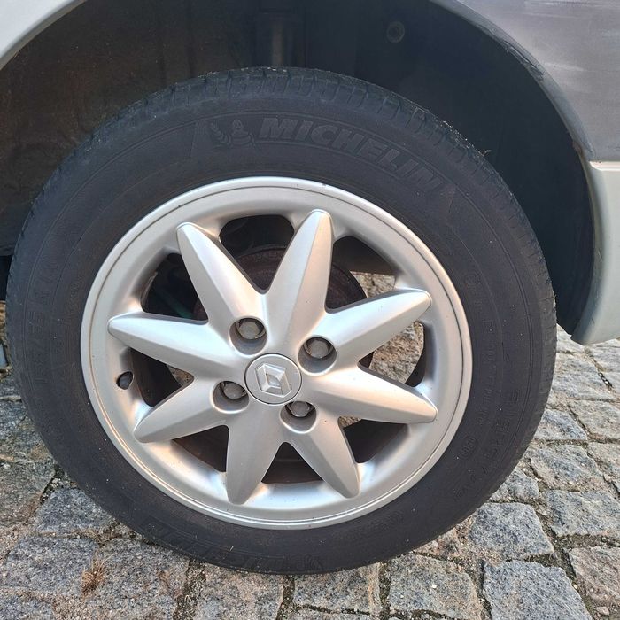 Renaul clio Rxe 1.2
